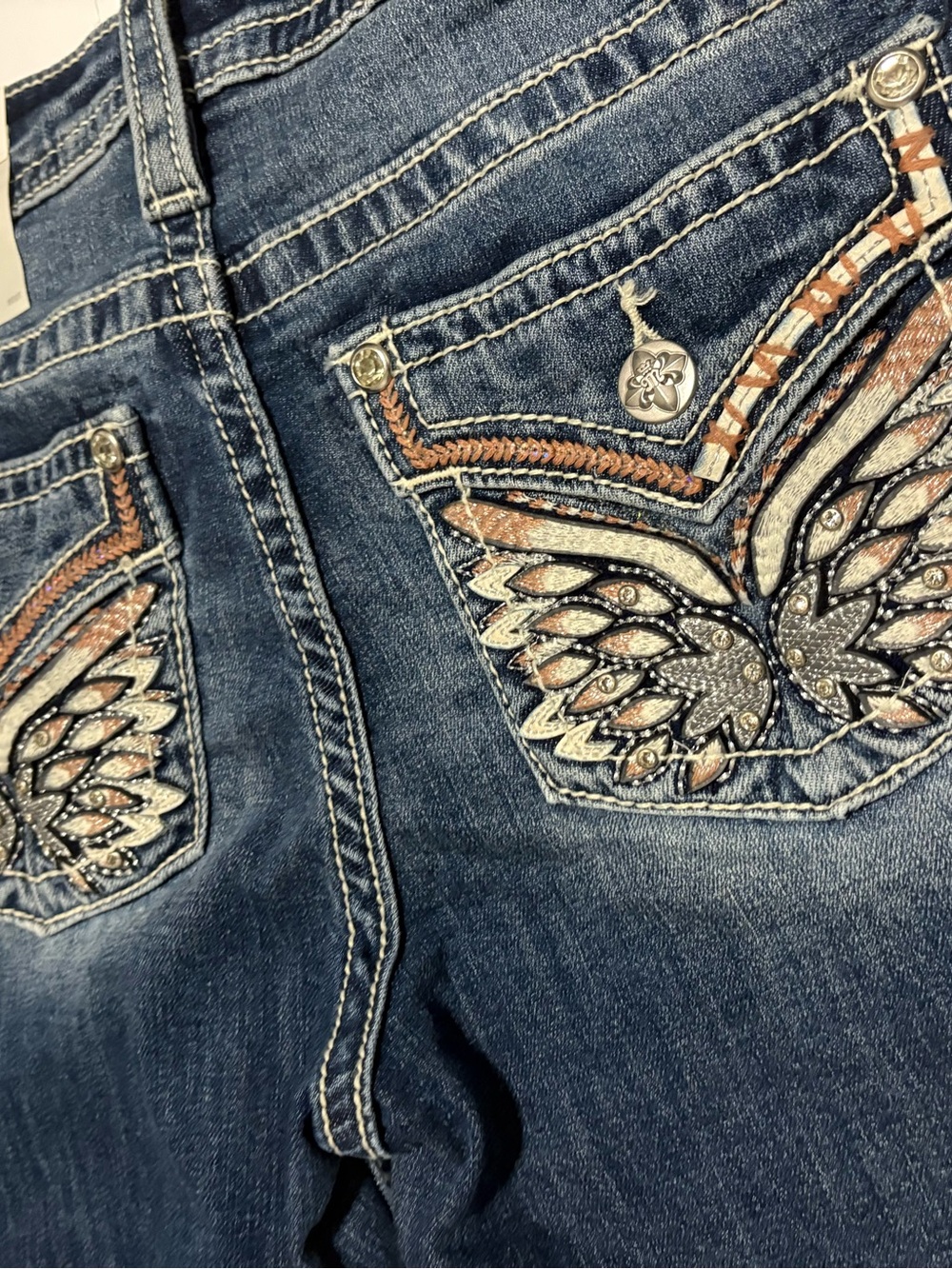 NWT Miss Me Mid Rise Boot Cut Wing Pocket Jeans Size 29 - Picture 7 of 7